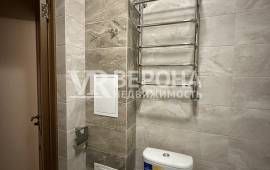 1-� ��������, 38.00 ��.�., 2/4 ��., ������������, ������������ ��.