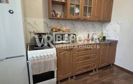 1-� ��������, 39.00 ��.�., 12/18 ��., �����������, ��. ������� �������� ��.