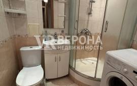 2-� ��������, 43.00 ��.�., 5/5 ��., �����������, �������������� ��.