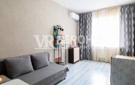 1-� ��������, 35.00 ��.�., 4/5 ��., ������������, ����������� ��.