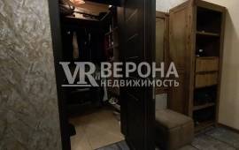 2-� ��������, 65.00 ��.�., 9/19 ��., �����������, ��. ������� �������� ��.