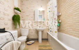 1-� ��������, 42.00 ��.�., 18/18 ��., ������������, ��. ������ ������