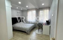 5-� ��������, 137.00 ��.�., 2/10 ��., ��������, �������� ��������