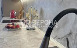 1-� ��������, 45.00 ��.�., 16/17 ��., �����������, ��. ������� ��.